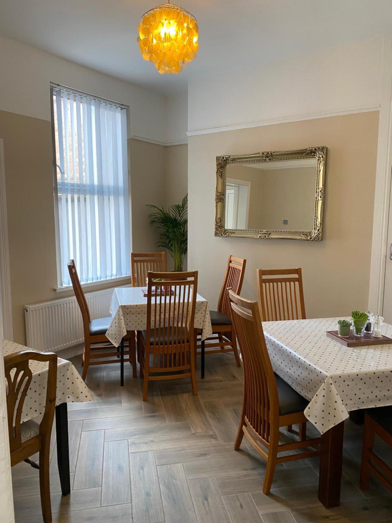 Roskeen Townhouse Белфаст Екстериор снимка