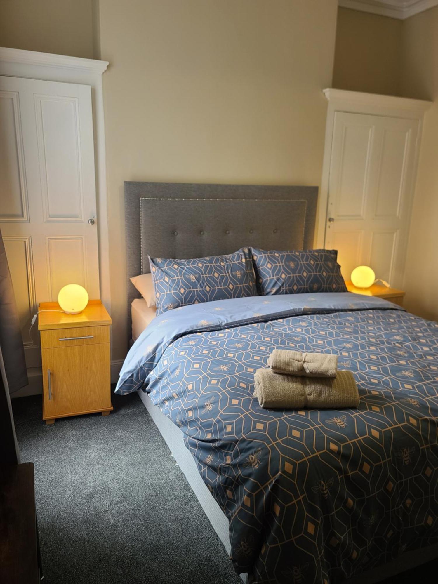 Roskeen Townhouse Белфаст Екстериор снимка